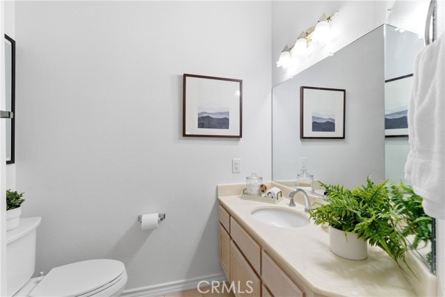 Image 21 of 53 For 24345 La Homa