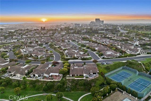 Detail Gallery Image 35 of 37 For 15 Skysail Dr, Corona Del Mar,  CA 92625 - 2 Beds | 2 Baths