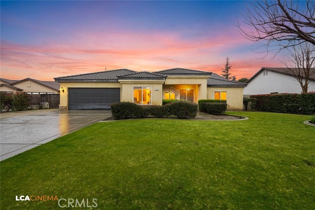 Detail Gallery Image 2 of 25 For 3226 Batch Lane, Bakersfield,  CA 93312 - 4 Beds | 2/1 Baths