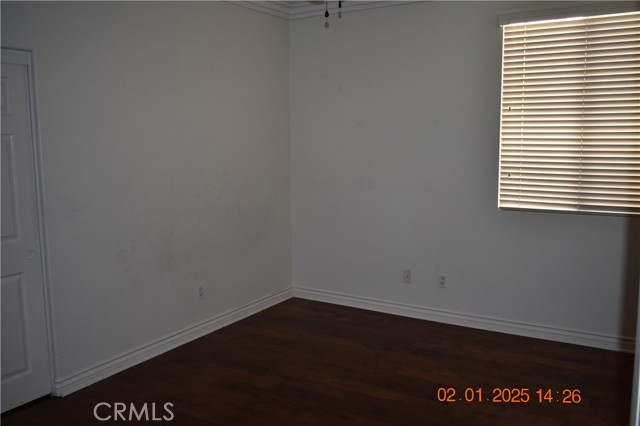 Detail Gallery Image 8 of 28 For 4257 Castlepeak, Corona,  CA 92883 - 4 Beds | 2 Baths