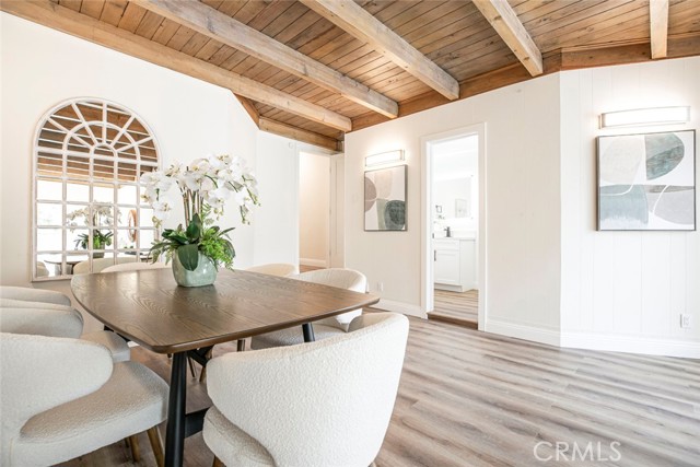 4250 McConnell Boulevard, Los Angeles CA: https://media.crmls.org/medias/a8355030-79cb-400e-bdb0-83280b2c5c86.jpg