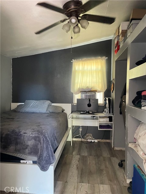 513 S Shelton Street, Santa Ana CA: https://media.crmls.org/medias/a835a50e-3f27-473b-8bec-19866079061a.jpg