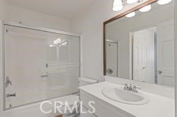 Detail Gallery Image 11 of 27 For 25723 Player Dr, Valencia,  CA 91355 - 3 Beds | 1/1 Baths