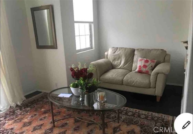 Detail Gallery Image 4 of 14 For 12709 Trent Jones Ln, Tustin,  CA 92782 - 3 Beds | 2/1 Baths