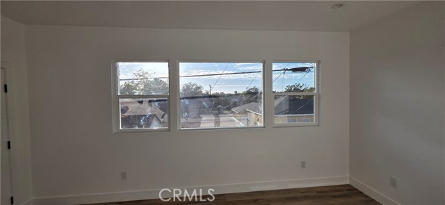 Detail Gallery Image 3 of 23 For 4705 Lakewood #2,  Lakewood,  CA 90712 - 3 Beds | 2 Baths