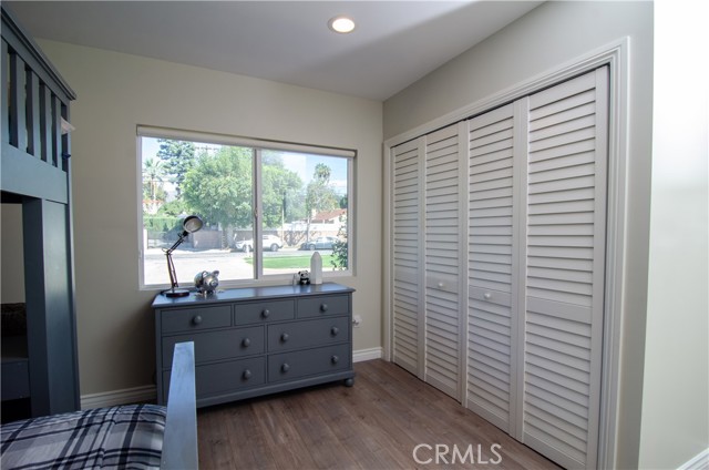 18408 Tribune Street photo 26