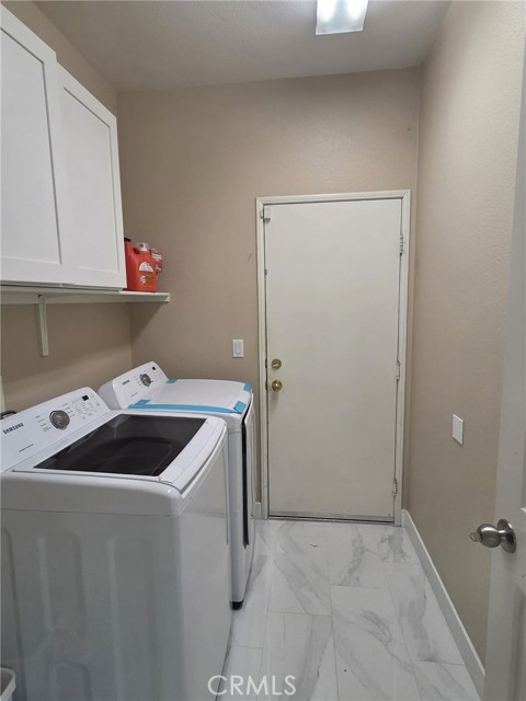 Detail Gallery Image 16 of 19 For 13761 River Downs, Corona,  CA 92880 - 5 Beds | 3 Baths