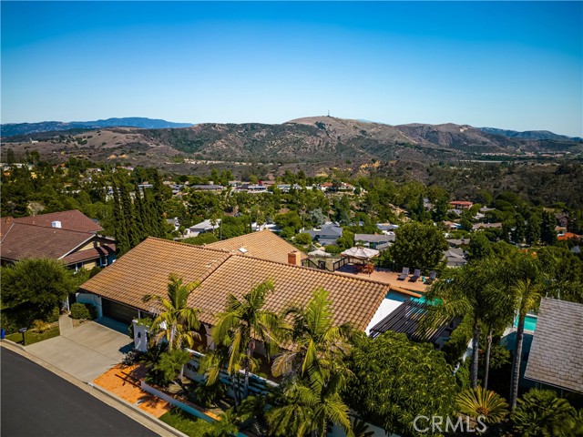 Detail Gallery Image 44 of 51 For 10651 Equestrian Dr, North Tustin,  CA 92705 - 4 Beds | 2/1 Baths