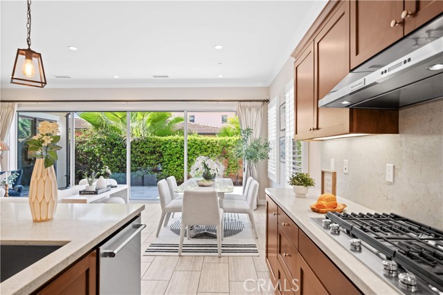 Detail Gallery Image 11 of 75 For 210 Canvas, Irvine,  CA 92620 - 4 Beds | 3/1 Baths