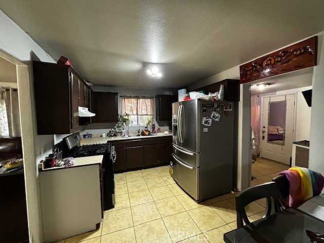 Detail Gallery Image 3 of 7 For 1188 E 2nd, San Bernardino,  CA 92408 - 2 Beds | 1 Baths