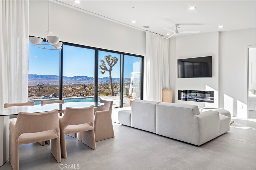 59425 Sun Mesa Road