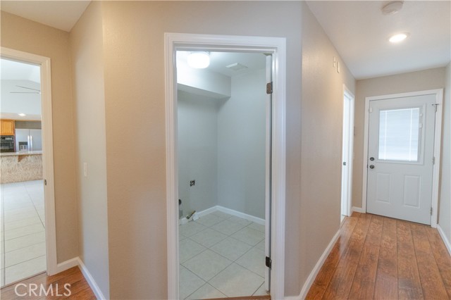 Detail Gallery Image 17 of 75 For 14064 Tioga, Oak Hills,  CA 92344 - 5 Beds | 2/1 Baths