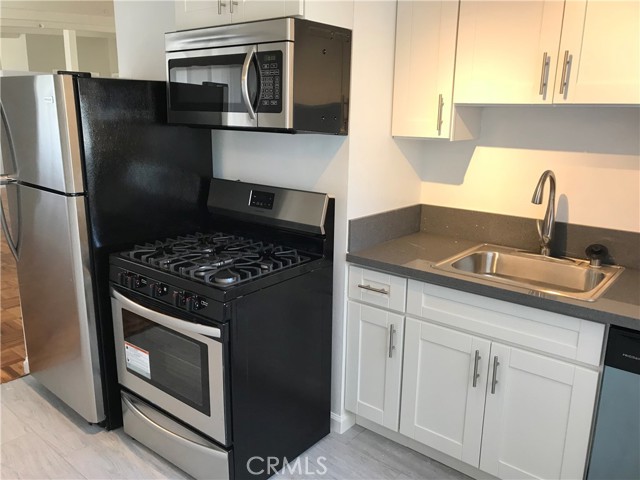 Detail Gallery Image 17 of 20 For 1024 Pico Bld, Santa Monica,  CA 90405 - – Beds | – Baths