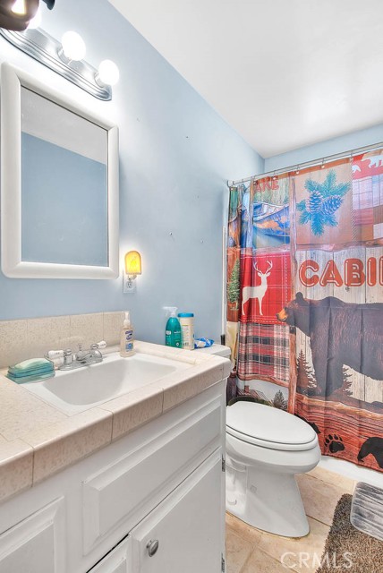 Detail Gallery Image 22 of 53 For 18460 Hibiscus Ave, Riverside,  CA 92508 - 4 Beds | 2 Baths