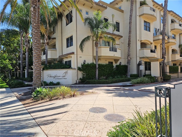 401 Bernard St #203, Costa Mesa, CA 92627