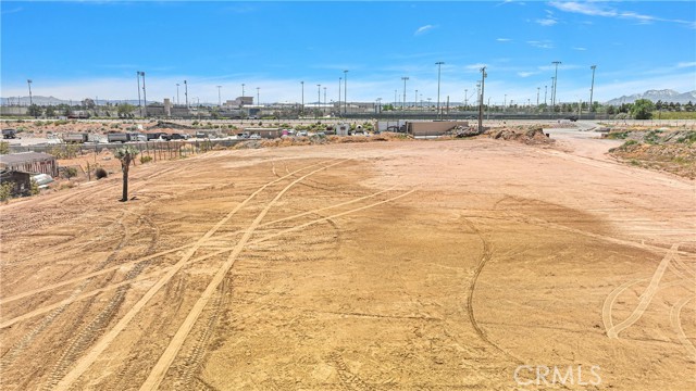 Detail Gallery Image 12 of 13 For 13165 Aster Rd, Victorville,  CA 92392 - – Beds | – Baths