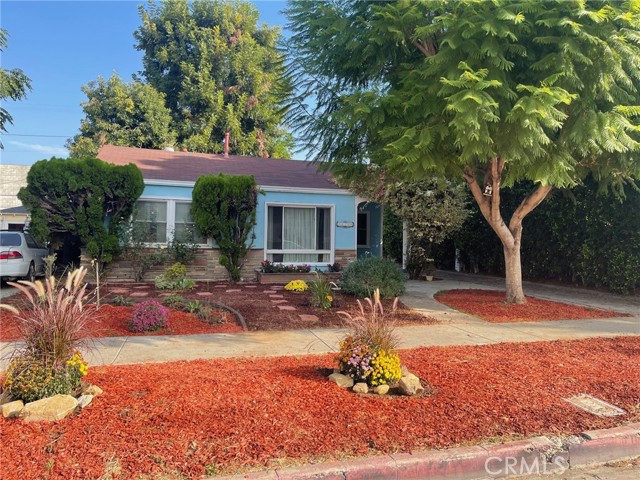 Detail Gallery Image 1 of 1 For 14359 Tiara St, Van Nuys,  CA 91401 - 3 Beds | 2 Baths