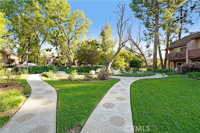 Detail Gallery Image 19 of 21 For 7050 Shoup Ave, Canoga Park,  CA 91303 - 1 Beds | 1 Baths