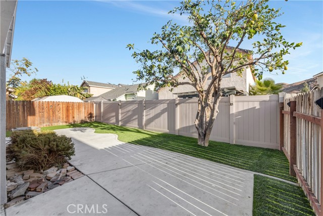 Detail Gallery Image 20 of 24 For 11839 Autumn Pl, Fontana,  CA 92337 - 3 Beds | 2/1 Baths