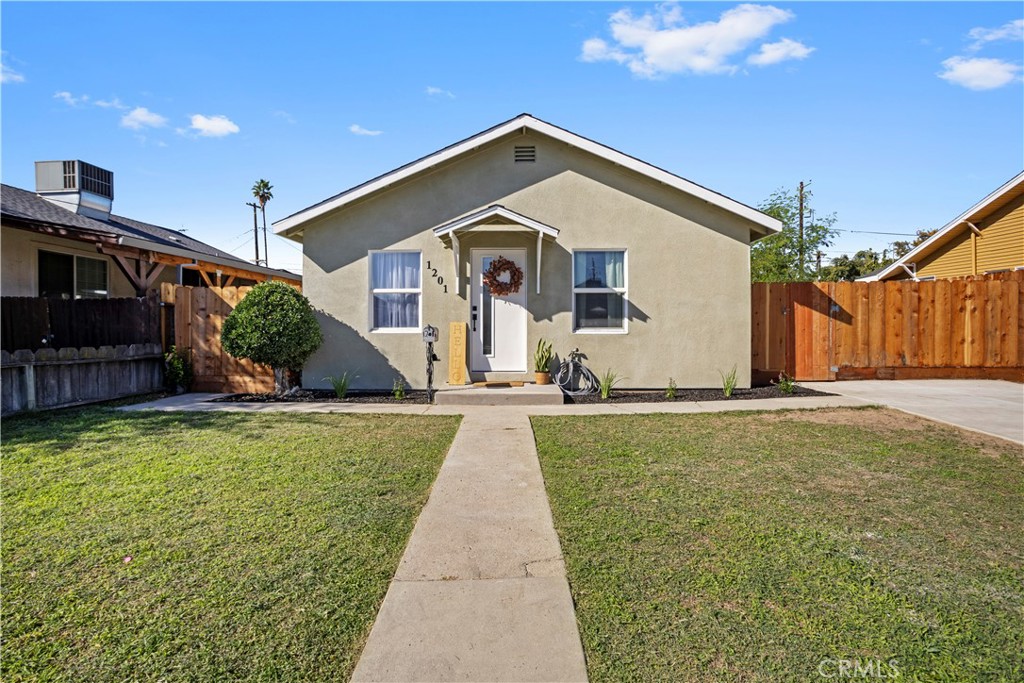 1201 Sierra Vista