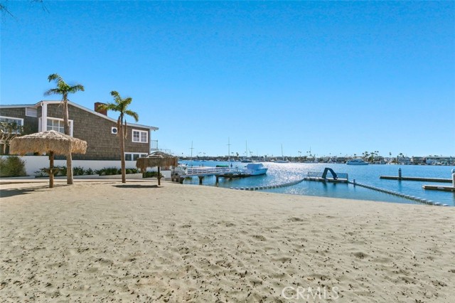 Detail Gallery Image 45 of 49 For 780 via Lido Soud, Newport Beach,  CA 92663 - 5 Beds | 3 Baths