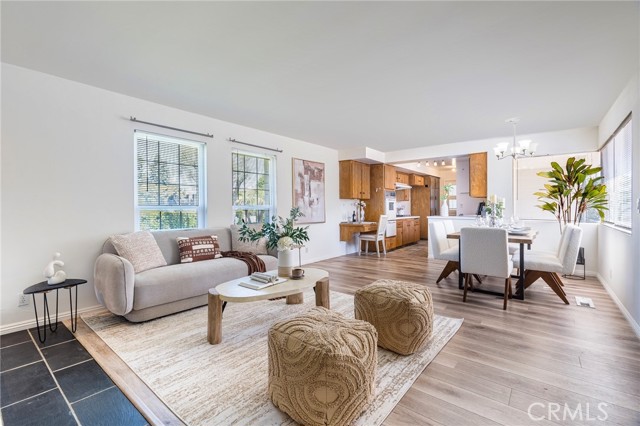 448 E Sandra Avenue, Arcadia CA: https://media.crmls.org/medias/a83c12ce-9e03-408b-8bc7-9b9d8d8351ed.jpg