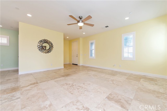 7271 Enclave Drive, Eastvale CA: https://media.crmls.org/medias/a83cdf30-afd1-43a7-a5e2-e1565322471c.jpg