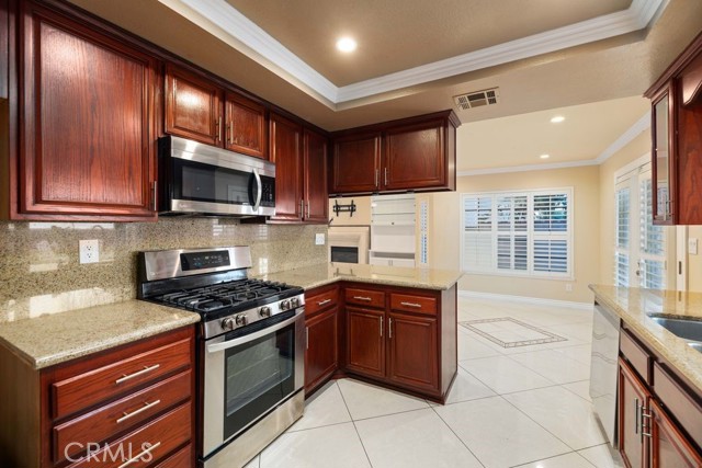 Detail Gallery Image 11 of 60 For 28610 Greenwood, Castaic,  CA 91384 - 4 Beds | 2/1 Baths