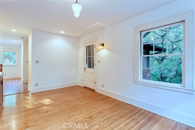 Detail Gallery Image 64 of 74 For 354 N Canon Ave, Sierra Madre,  CA 91024 - 4 Beds | 3/1 Baths