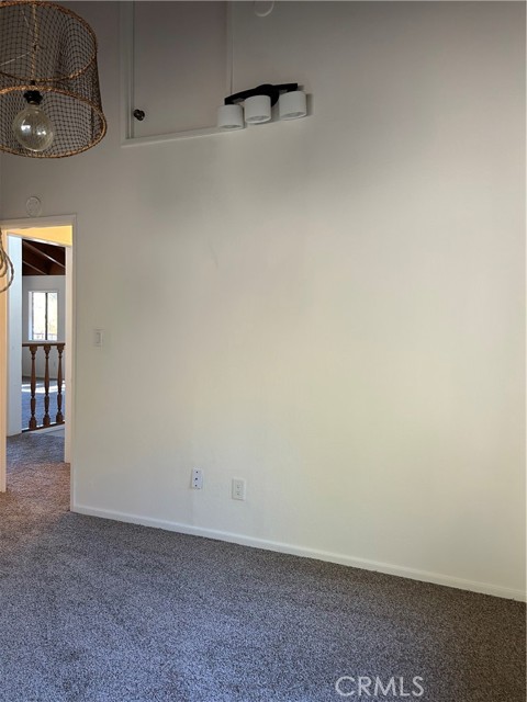 22348 Glenwood, Crestline CA: https://media.crmls.org/medias/a83ef511-8d57-49fb-a7a0-043d2c4d5b43.jpg