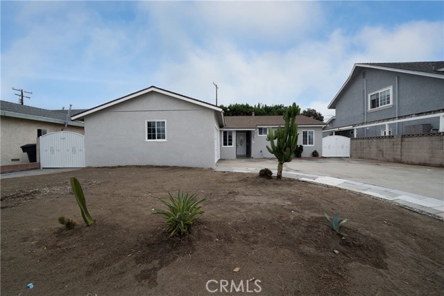 Detail Gallery Image 3 of 24 For 728 N Geneva, Anaheim,  CA 92801 - 3 Beds | 1/1 Baths