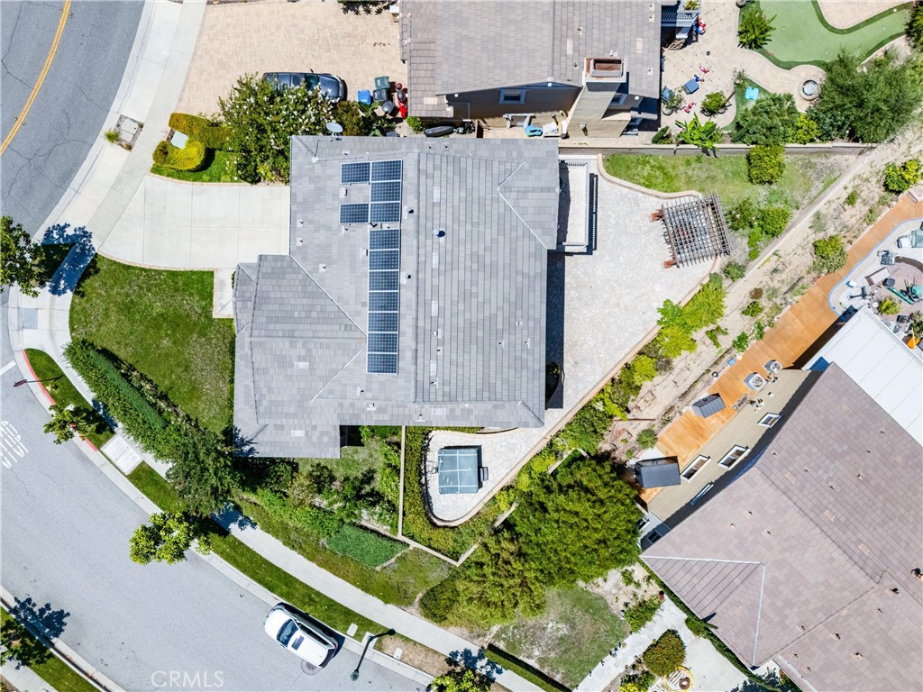 https://media.crmls.org/medias/a841615f-0f4a-4465-9426-0f9032d7ef3c.jpg?preset=X-Large