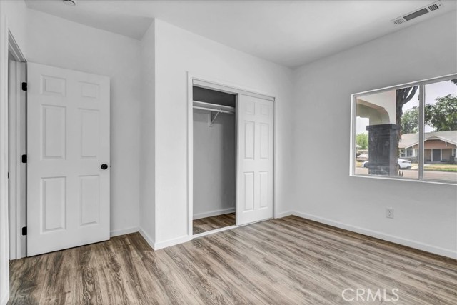 516 C Street, Lemoore CA: https://media.crmls.org/medias/a84192f4-e31e-48f3-a0d5-139bfc302a7c.jpg