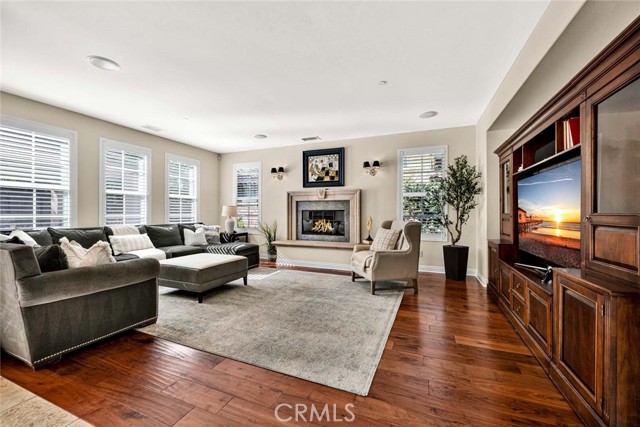 Detail Gallery Image 11 of 33 For 18888 Dry Creek Rd, Yorba Linda,  CA 92886 - 3 Beds | 4 Baths