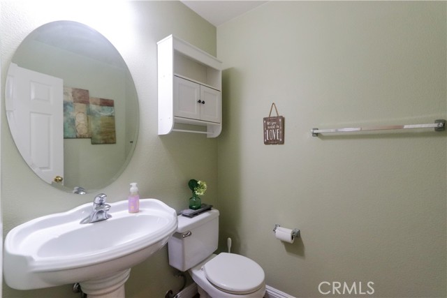 17581 Cedarwood Drive, Riverside CA: https://media.crmls.org/medias/a843b435-23f4-4aab-a571-f494bf1ba1cd.jpg