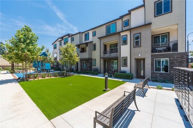 11751 Florence Avenue, Santa Fe Springs CA: https://media.crmls.org/medias/a8446b1a-9ebd-474a-a57c-3a48d10242eb.jpg