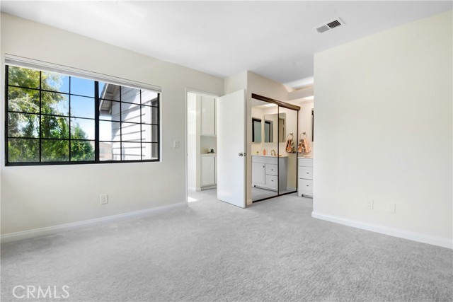 863 W 34th Street, Long Beach CA: https://media.crmls.org/medias/a844bcbb-1184-4448-ae71-929605d0b274.jpg