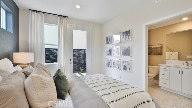 27463 Sand Almond Way, Valencia CA: https://media.crmls.org/medias/a844d83b-f01e-44bc-86e1-380cfd87a489.jpg