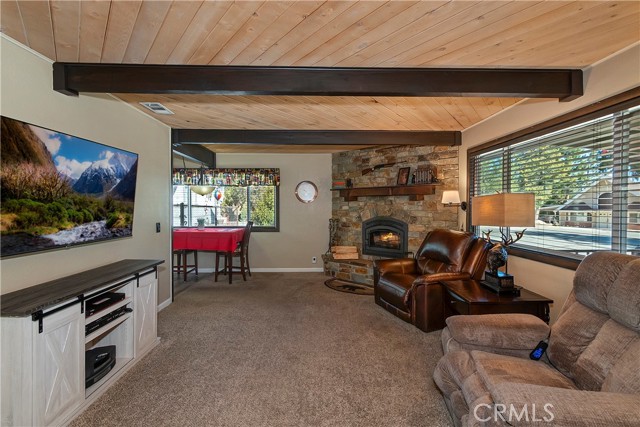 Detail Gallery Image 6 of 17 For 437 San Martin, Big Bear City,  CA 92314 - 2 Beds | 1 Baths