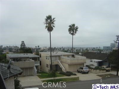 506 Helberta, Redondo Beach, California 90277, 2 Bedrooms Bedrooms, ,2 BathroomsBathrooms,Residential,Sold,Helberta,12120399