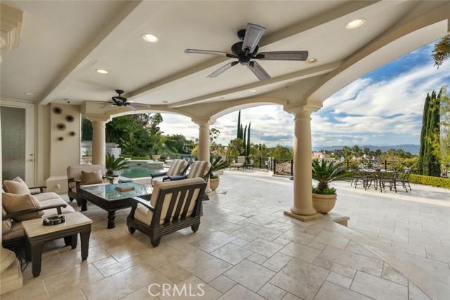3724 Winford Drive, Tarzana CA: https://media.crmls.org/medias/a8460836-e0e9-4b70-b70e-d6c0a2cd0911.jpg