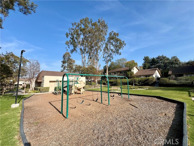 Detail Gallery Image 31 of 41 For 1254 S Diamond Bar Bld #C,  Diamond Bar,  CA 91765 - 3 Beds | 2 Baths