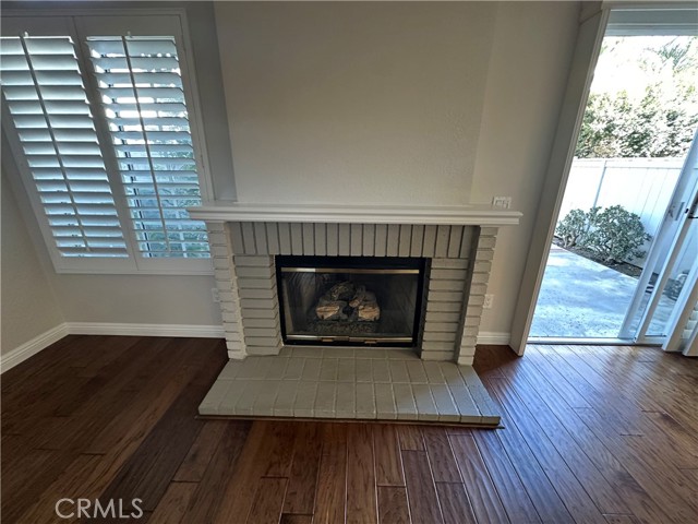 Detail Gallery Image 4 of 34 For 2211 Carob, Tustin,  CA 92782 - 3 Beds | 2/1 Baths