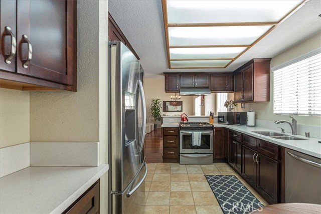 2307 Mathews Avenue, Redondo Beach, California 90278, 3 Bedrooms Bedrooms, ,2 BathroomsBathrooms,Residential,Sold,Mathews,SB21168858