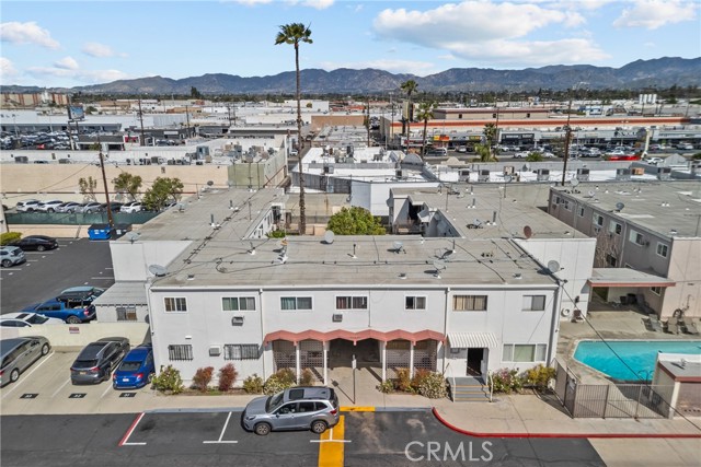 Detail Gallery Image 2 of 26 For 7137 Coldwater Canyon Ave #10,  North Hollywood,  CA 91605 - 2 Beds | 1 Baths