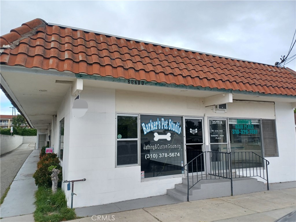 25711 Eshelman Avenue, Lomita, CA 90717