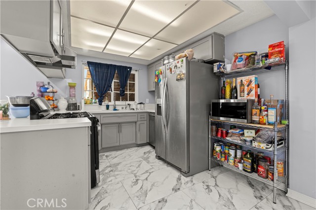 9164 Quincy Avenue, Hesperia CA: https://media.crmls.org/medias/a846bd99-59a8-44ce-a1c0-bc3f2facee3c.jpg