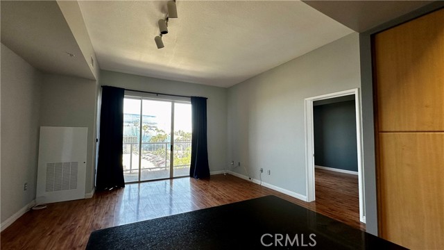 388 E Ocean Boulevard, Long Beach CA: https://media.crmls.org/medias/a8480179-98c2-472e-b896-a573a5422b91.jpg