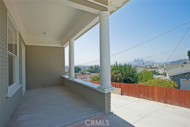 Detail Gallery Image 2 of 19 For 3014 Minnesota St, Los Angeles,  CA 90031 - 4 Beds | 2 Baths