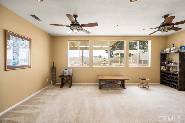 Detail Gallery Image 17 of 32 For 833 W Orange Heights, Corona,  CA 92882 - 5 Beds | 3/1 Baths